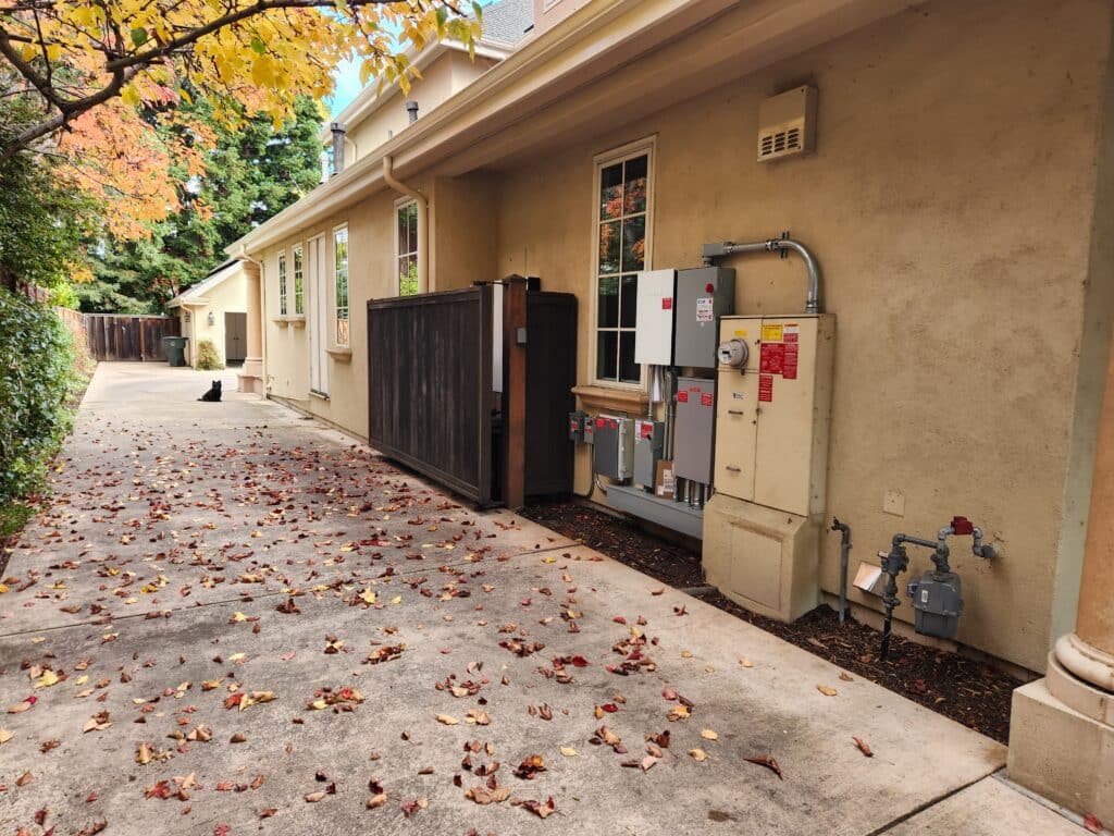 electric panel with solar installation